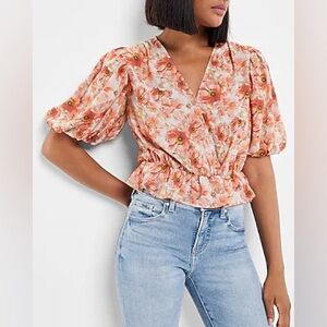 ✨NWT~Express Satin Floral Bodysuit✨